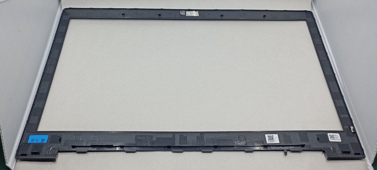 Replacement LCD Bezel For Lenovo 330 - 15IKB WL | Gigahertz