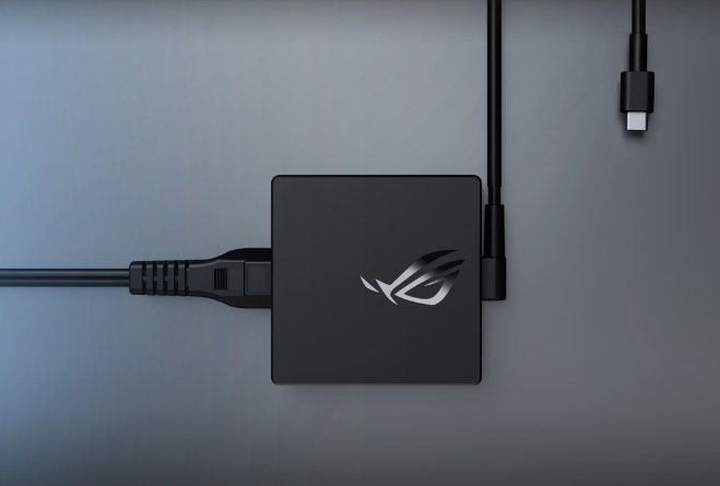 ROG 100W USB - C Adapter | Gigahertz